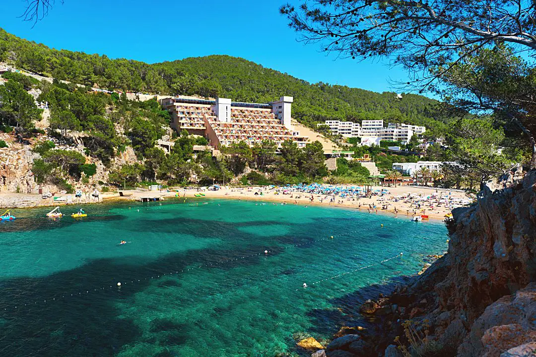 Ibiza et ses criques paradisiaques pour une famille