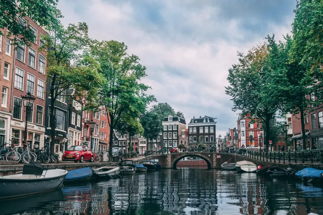 Les canaux d'Amsterdam, ou la liberté d'explorer